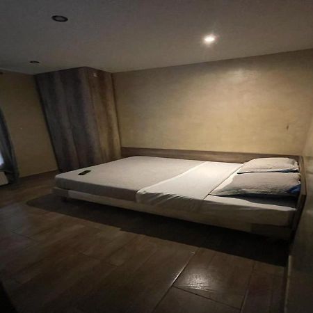 Lpl Paris Hotel Exterior foto